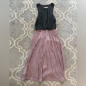 Loft Gray and Pink Pleated Midi Dress
